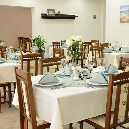 Glicinia Златни пясъци