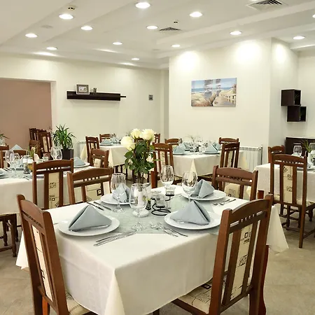 Glicinia Хотел Златни пясъци