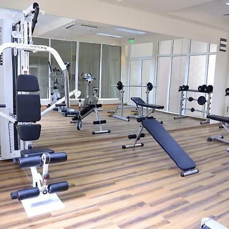 Glicinia Hotel 3*