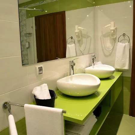 Hotel Glicinia