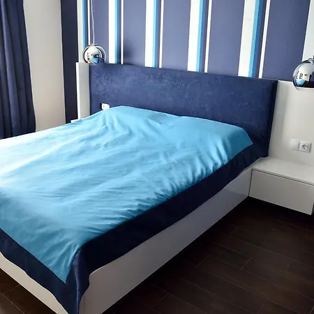 Hotell Glicinia 3*