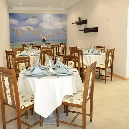 Glicinia 3* Golden Sands